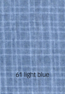 Foto eines hellblauen Stoffmusters mit hellem Karomuster.